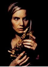 Jennifer Jason Leigh