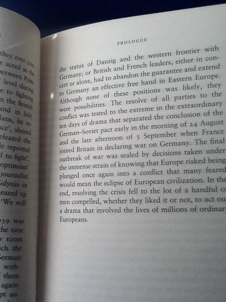 1939 Countdown to War Hardback Book
