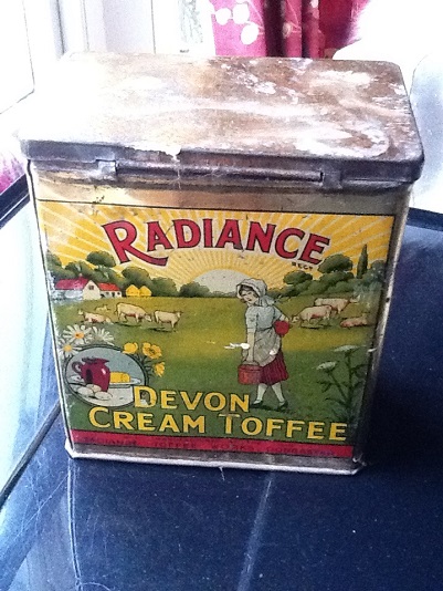 Vintage Radiance Devon Cream Toffee Confectionery Chocolates Tin Advertising