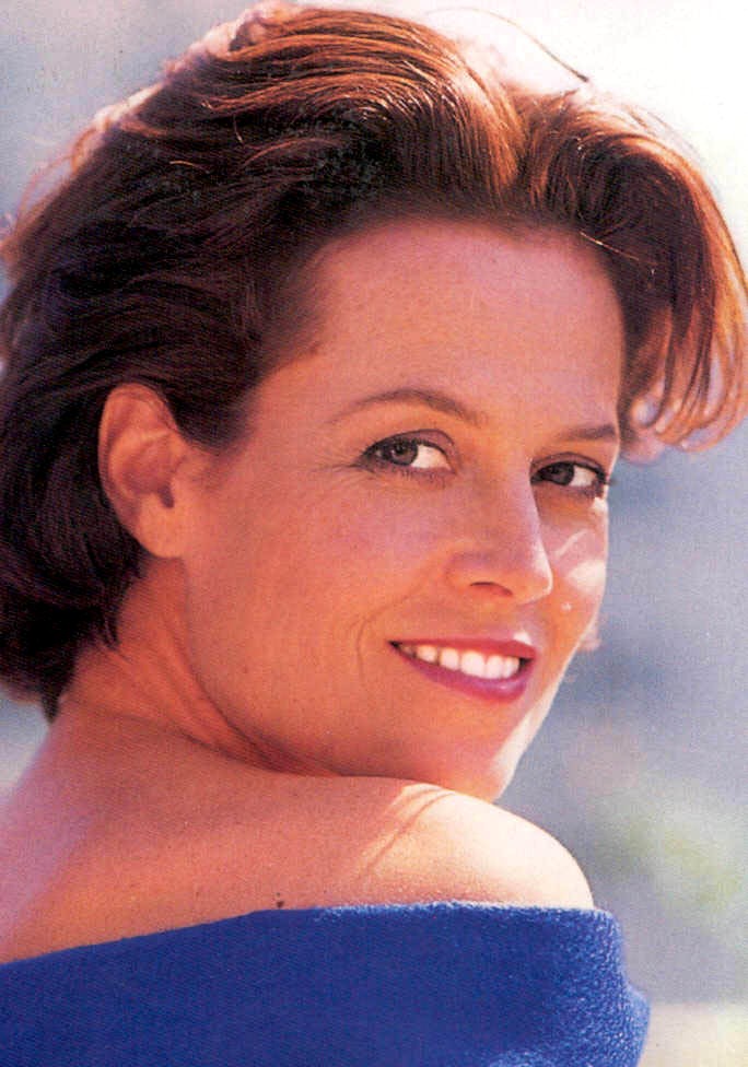 sigourney weaver biography (born 1949) / gallery