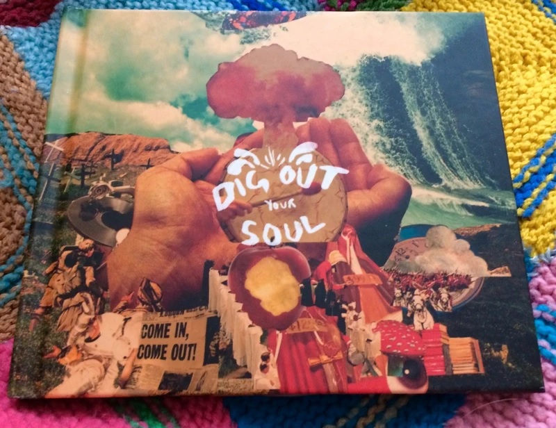 Oasis Dig Out Your Soul CD + DVD (2008)